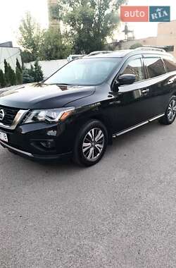 Ціни Nissan Pathfinder Бензин
