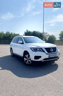 Ціни Nissan Pathfinder Бензин