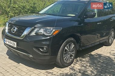 Ціни Nissan Pathfinder Бензин