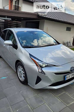 Цены Toyota Prius Бензин