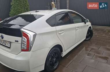 Цены Toyota Prius Бензин