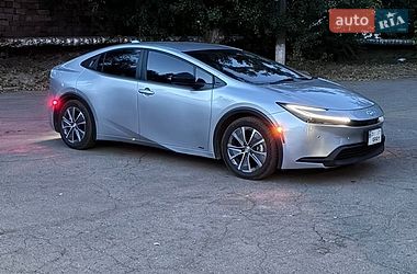 Цены Toyota Prius Бензин