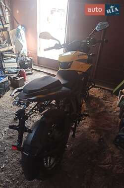 Цены Bajaj Pulsar NS200 Бензин