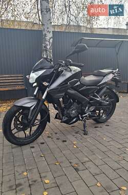 Ціни Bajaj Pulsar NS200 Бензин