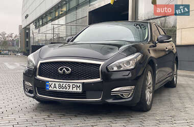 Ціни Infiniti Q70 Бензин