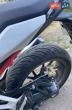 Цены BMW R 1200R Бензин