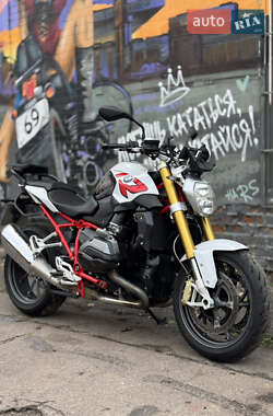 Ціни BMW R 1200R Бензин