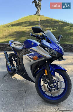 Ціни Yamaha R3 Бензин