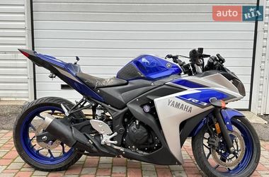 Ціни Yamaha R3 Бензин
