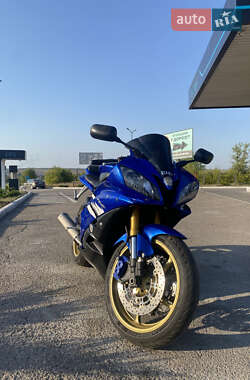 Ціни Yamaha R6 Бензин