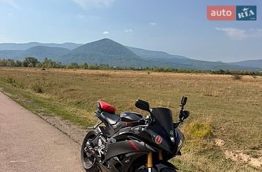 Ціни Yamaha R6 Бензин