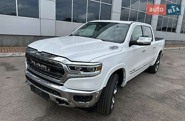Ціни Dodge RAM 1500 Бензин