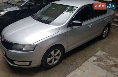 Цены Skoda Rapid Бензин