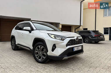 Ціни Toyota RAV4 Бензин