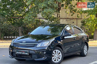 Цены Kia Rio Бензин