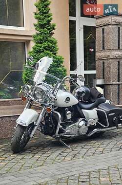 Ціни Harley-Davidson Road King Бензин