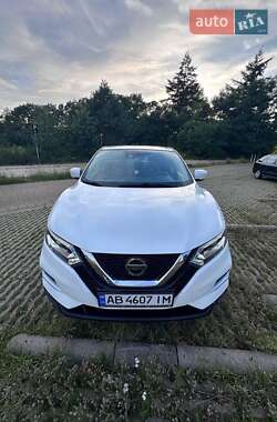 Ціни Nissan Rogue Sport Бензин