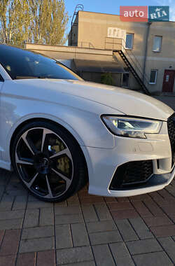 Ціни Audi RS3 Бензин