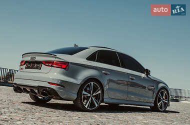 Цены Audi RS3 Бензин