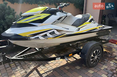 Ціни BRP RXP-X Бензин