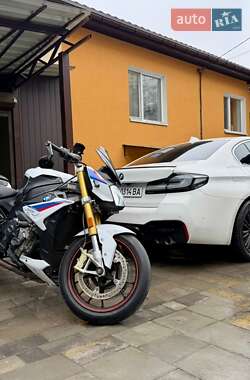 Цены BMW S 1000R Бензин
