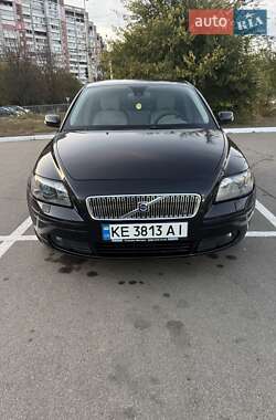 Ціни Volvo S40 Бензин