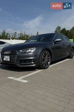 Ціни Audi S4 Бензин