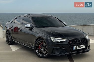 Ціни Audi S4 Бензин