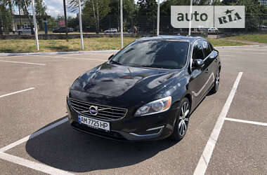 Ціни Volvo S60 Бензин