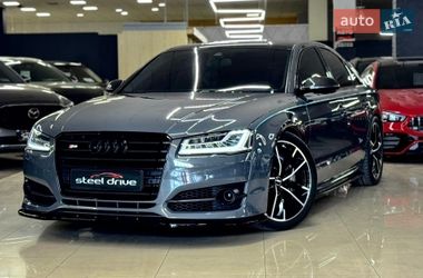 Ціни Audi S8 Бензин