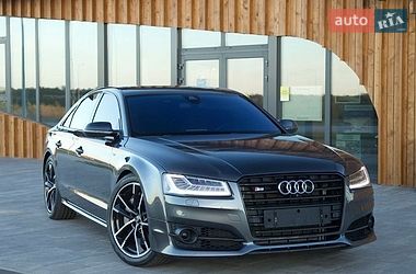 Ціни Audi S8 Бензин