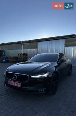 Ціни Volvo S90 Бензин