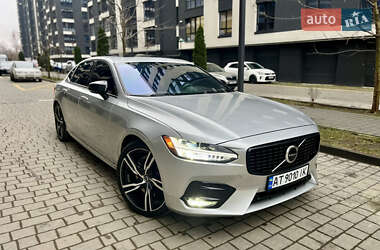 Ціни Volvo S90 Бензин