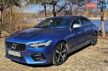 Ціни Volvo S90 Бензин