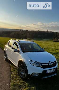 Цены Renault Sandero StepWay Бензин