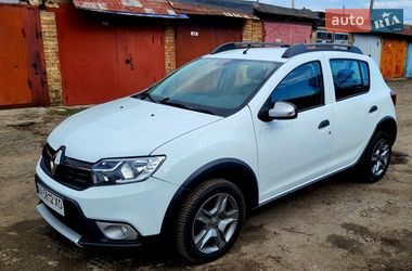 Цены Renault Sandero StepWay Бензин