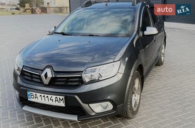 Цены Renault Sandero StepWay Бензин