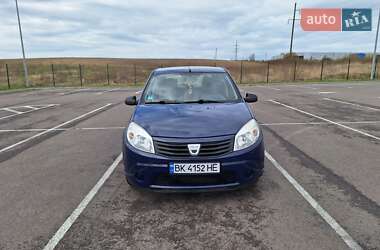 Ціни Dacia Sandero Бензин