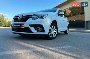 Ціни Renault Sandero Бензин
