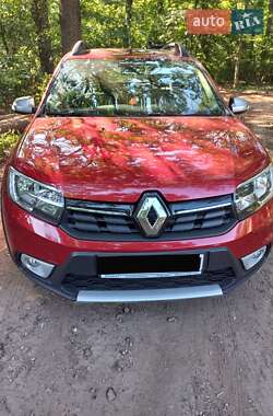 Ціни Renault Sandero Бензин