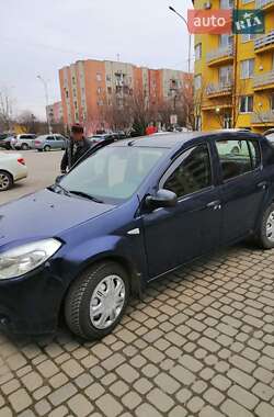 Ціни Dacia Sandero Бензин