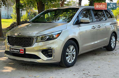 Цены Kia Sedona Бензин