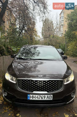 Цены Kia Sedona Бензин