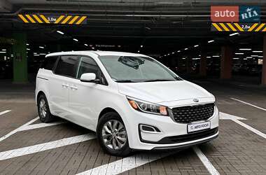 Цены Kia Sedona Бензин