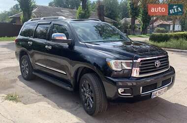 Цены Toyota Sequoia Бензин