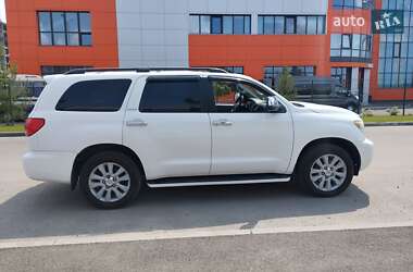 Ціни Toyota Sequoia Бензин