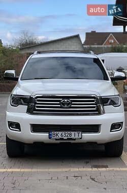 Ціни Toyota Sequoia Бензин