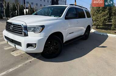 Цены Toyota Sequoia Бензин