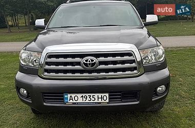 Цены Toyota Sequoia Бензин