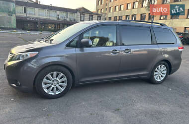 Цены Toyota Sienna Бензин